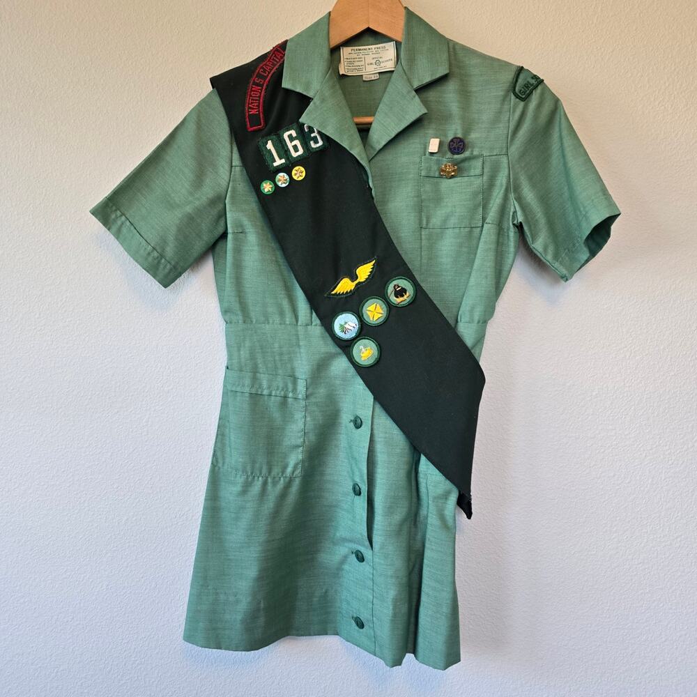 Vintage Authentic Girl Scout Girl's Uniform Size 10 with Sash, badges and Pins
